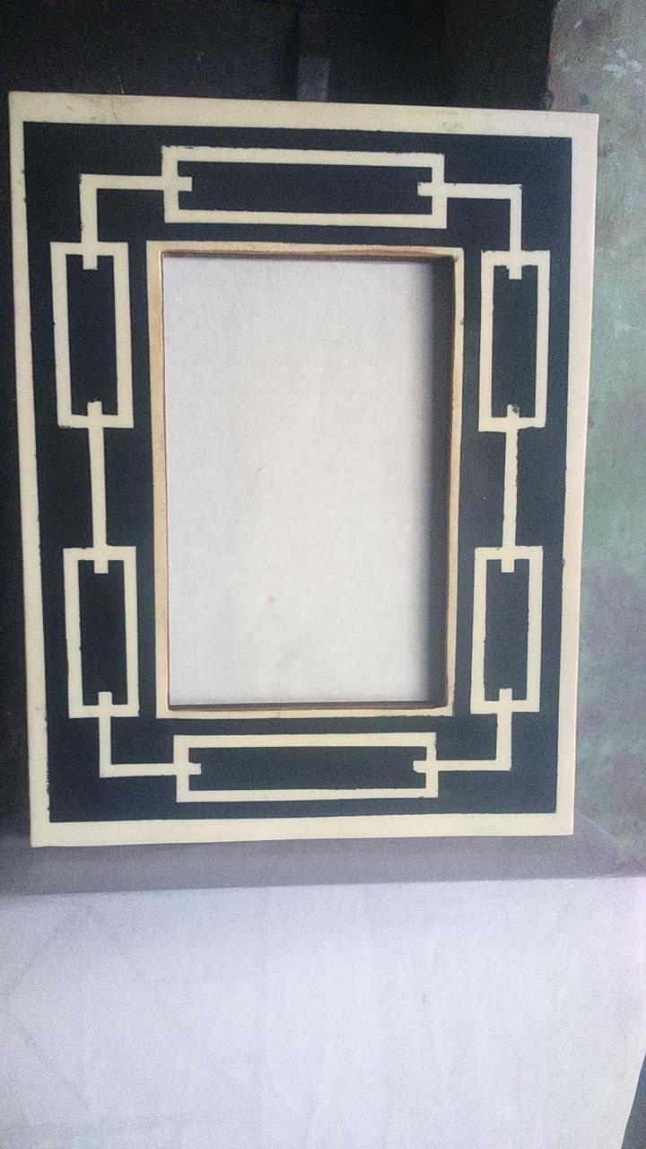 Resin Mop Picture frame